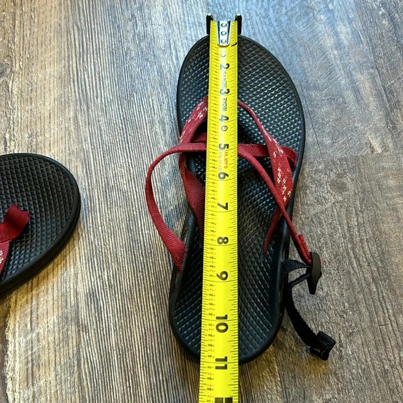 Chacos Unaweep Sandals. - Picture 11 of 11